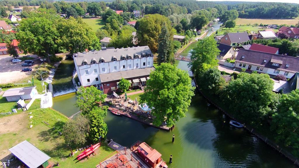 Seehotel Zum Loewen Strasen Exterior foto